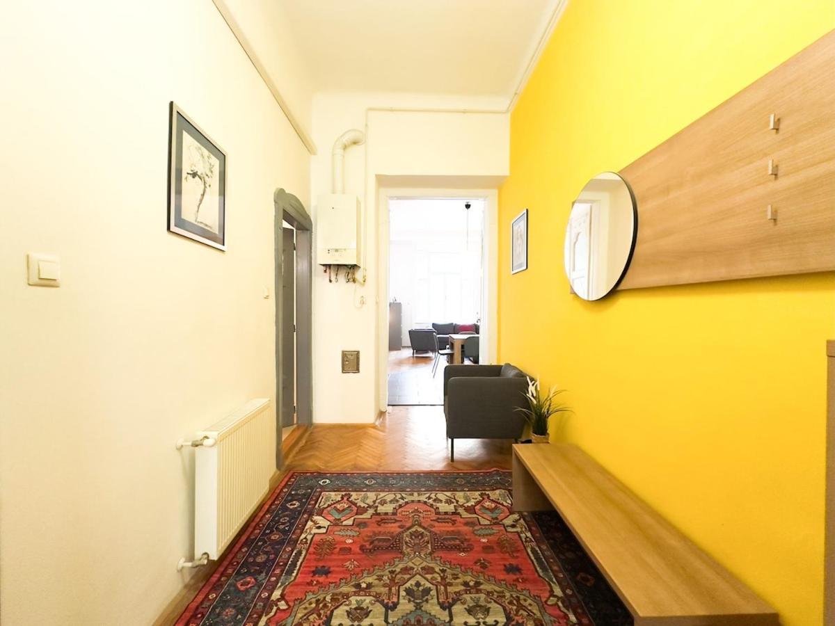 Apartament Huge Family Friendly 2br Downtown - Deco House