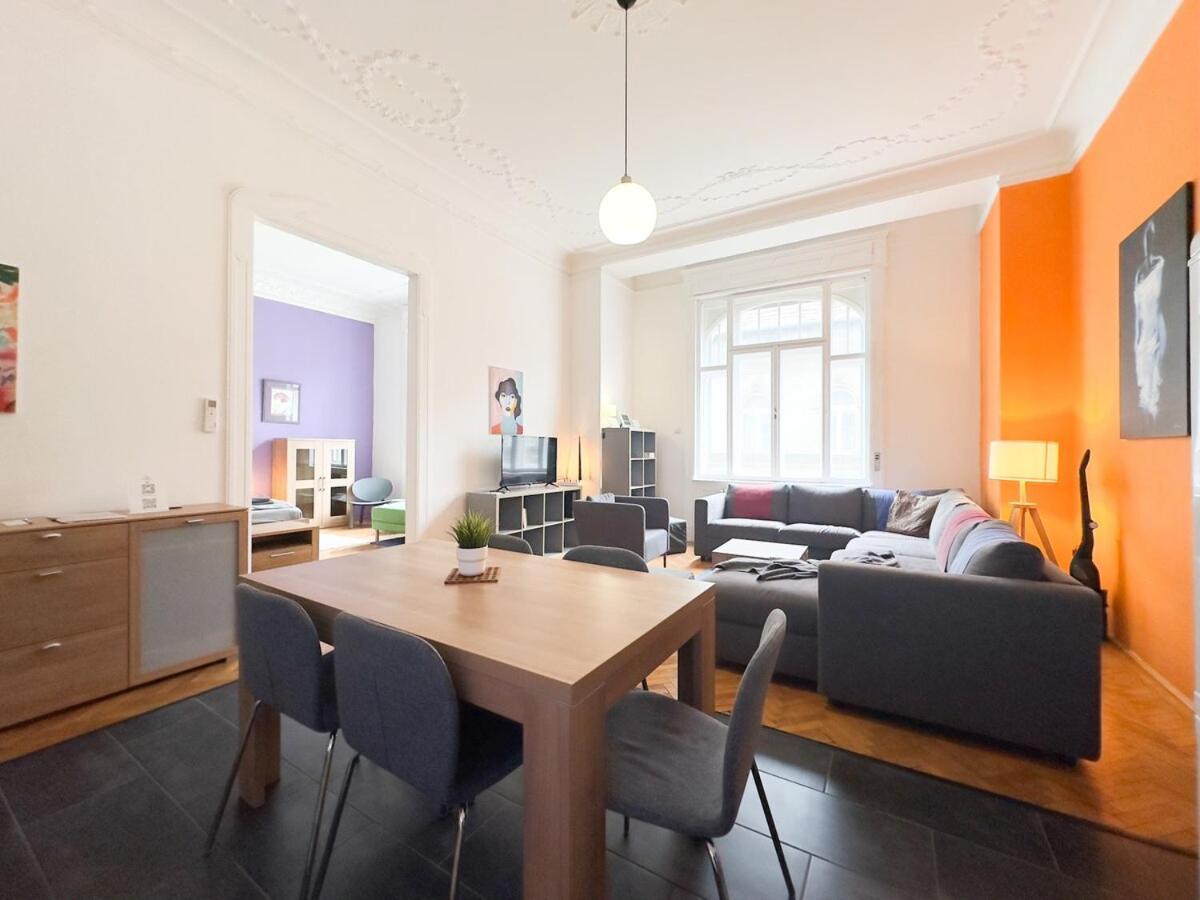 Huge Family Friendly 2br Downtown - Deco House Apartament Budapesta