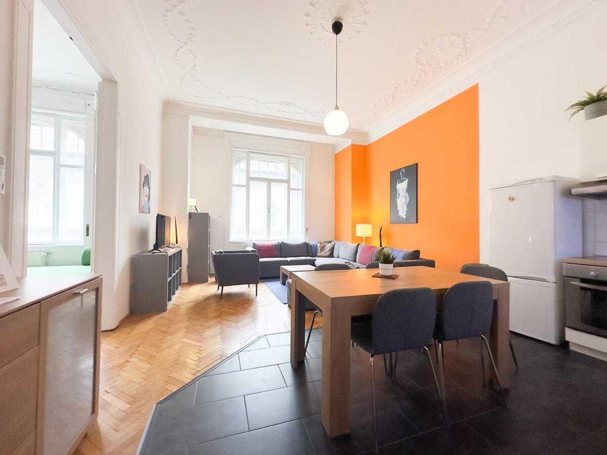 Huge Family Friendly 2br Downtown - Deco House Budapesta